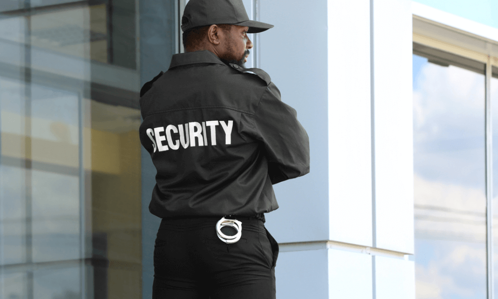 cost to hire a security guard featured image